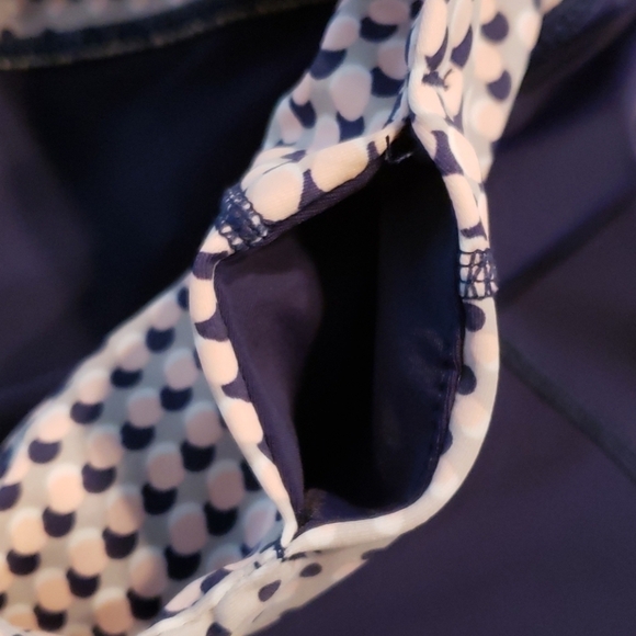 CRANE Yoga/Running Capri Calf Legging Mesh Navy Medium EUC - Picture 3 of 8